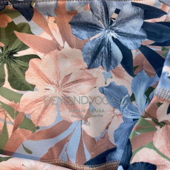 Beyond Yoga High Rise Leggings - Picture 3 of 5